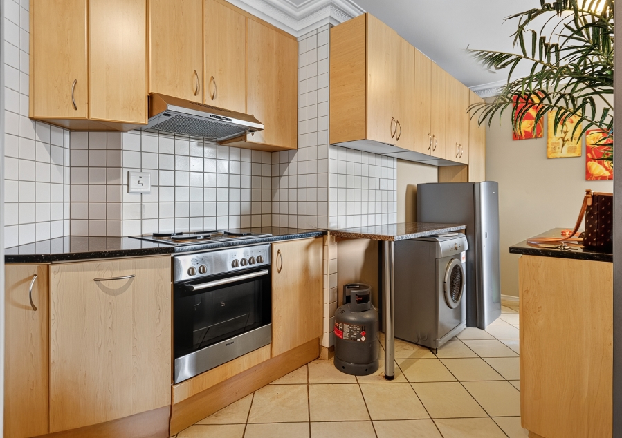 To Let 2 Bedroom Property for Rent in Harbour Island Western Cape